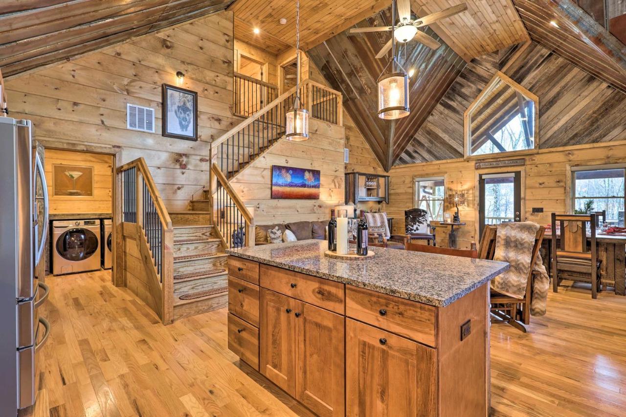 Вилла Family Cabin With Hot Tub 12 Mi To Beech Mountain! Экстерьер фото